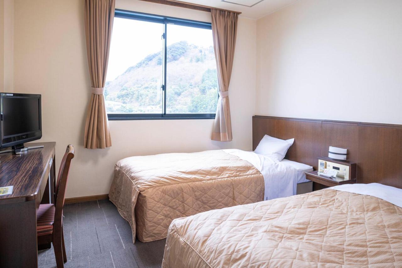 Hotel Nami كومانو المظهر الخارجي الصورة