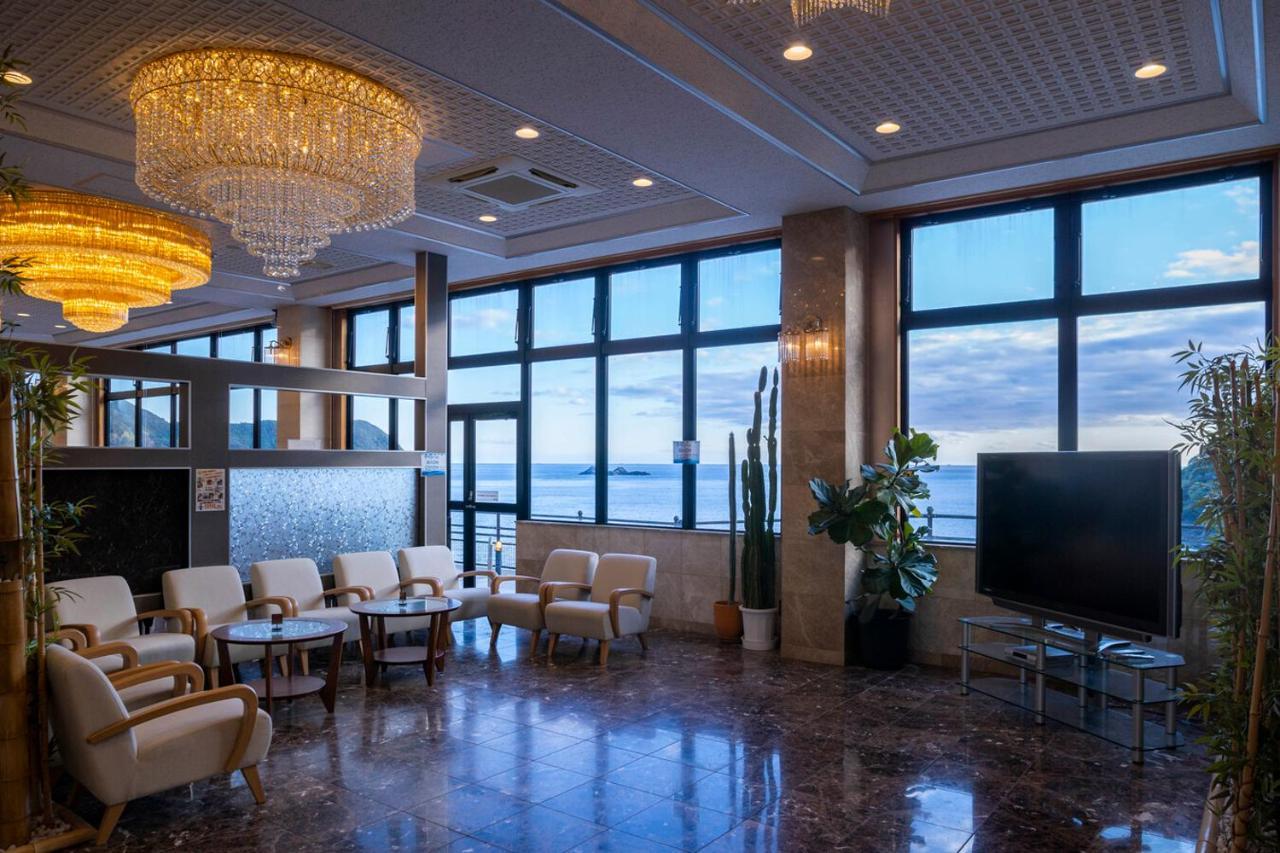 Hotel Nami كومانو المظهر الخارجي الصورة